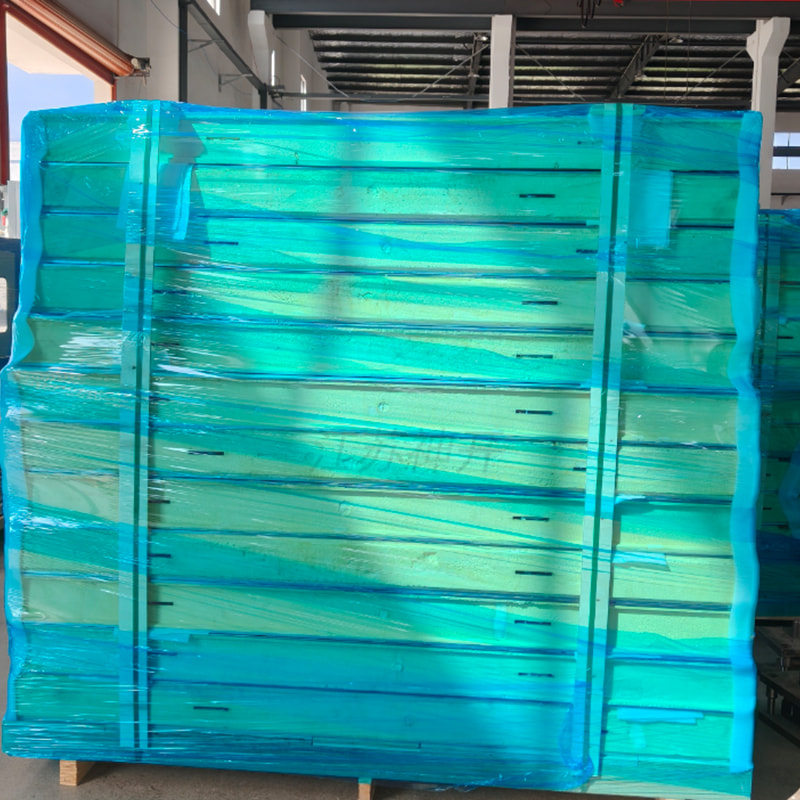 Marine cold storage floor